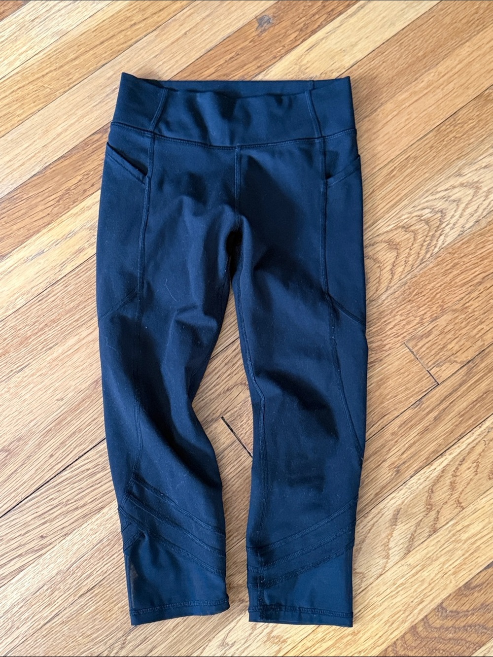 3/$12 all in motion Black Capri Athletic Leggings with Side Pockets (7/8)
